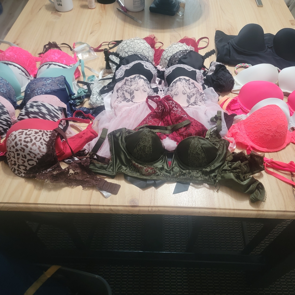 LOT of Victoria's Secret Intimates